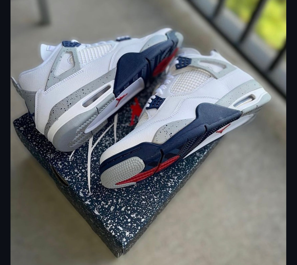 Nike Air Jordan 4 Retro
