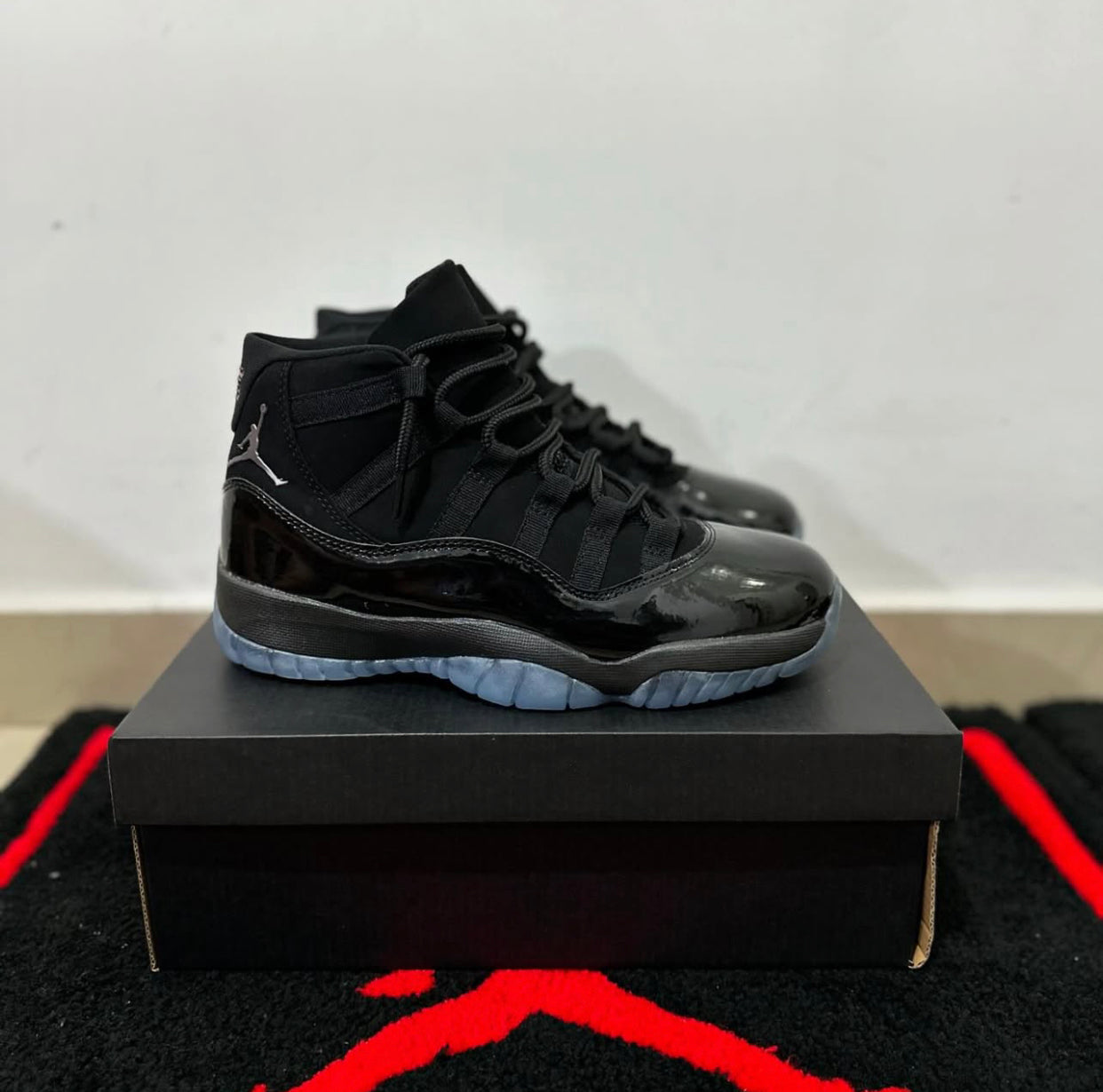 Nike Air Jordan 11 Retro high ‘ cap & gown ‘