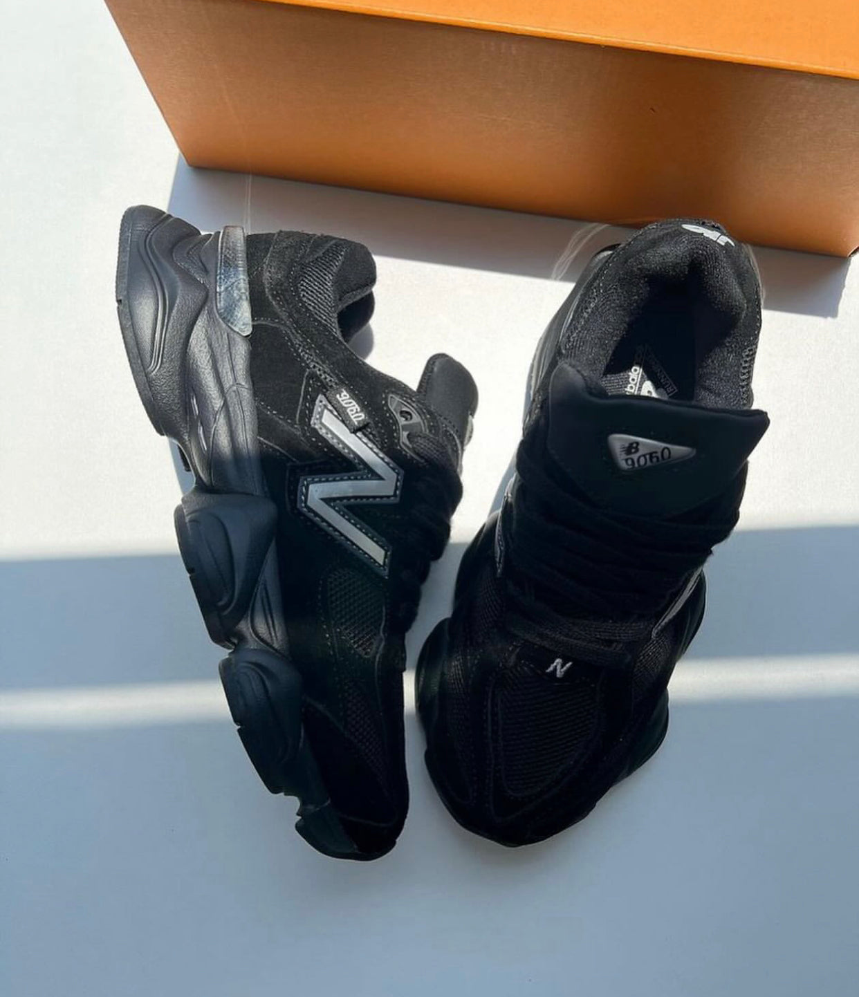 New Balance 9060 black