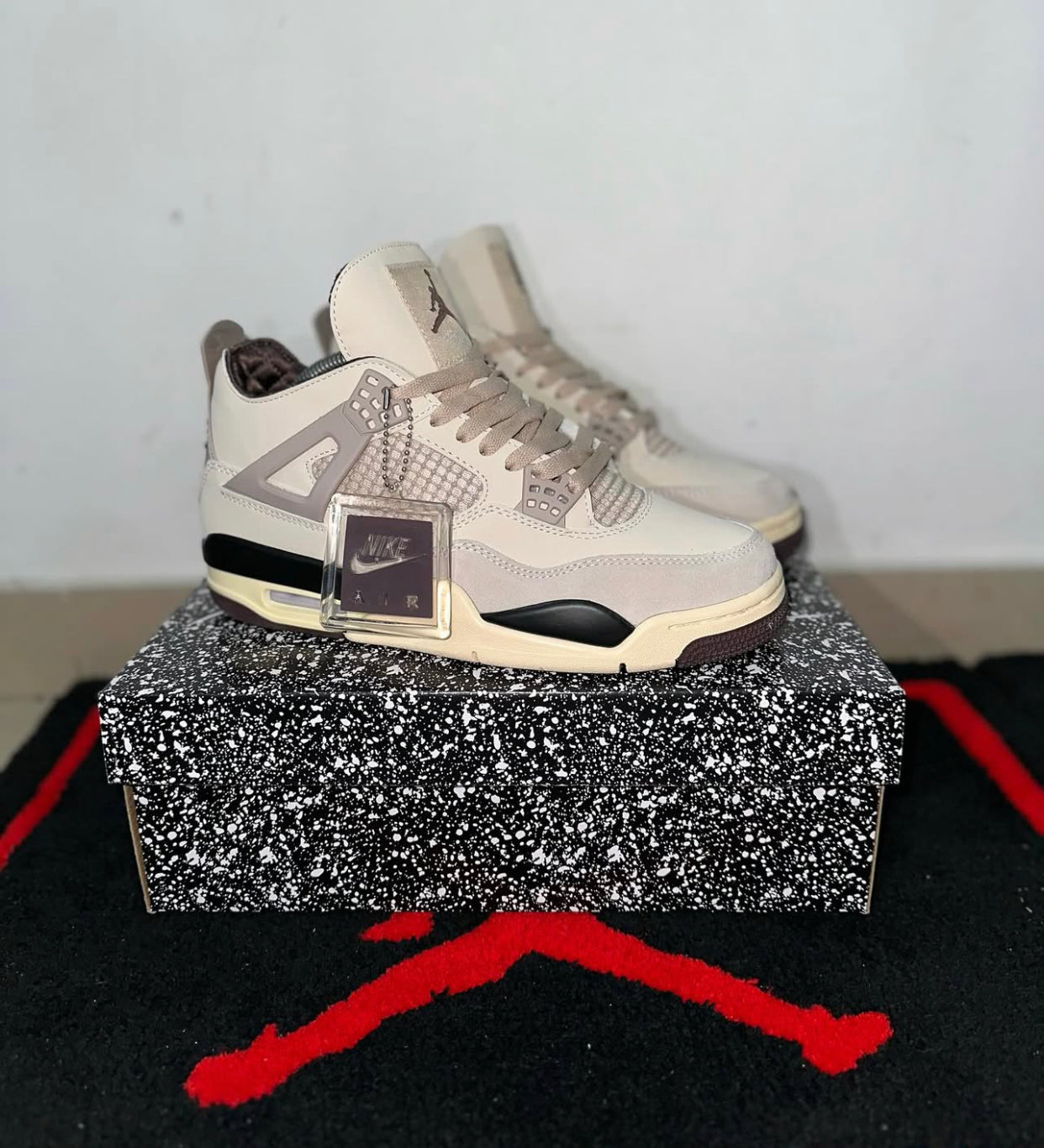 Nike Air Jordan 4 Retro ‘ a ma maniere ‘
