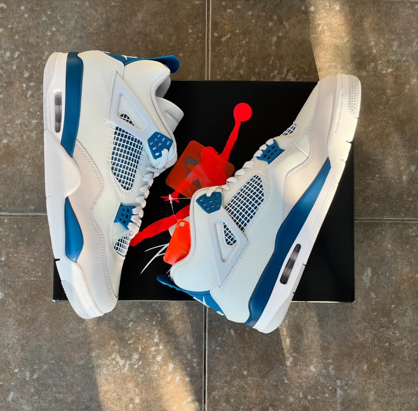 Nike Air Jordan 4 Retro Military Blue