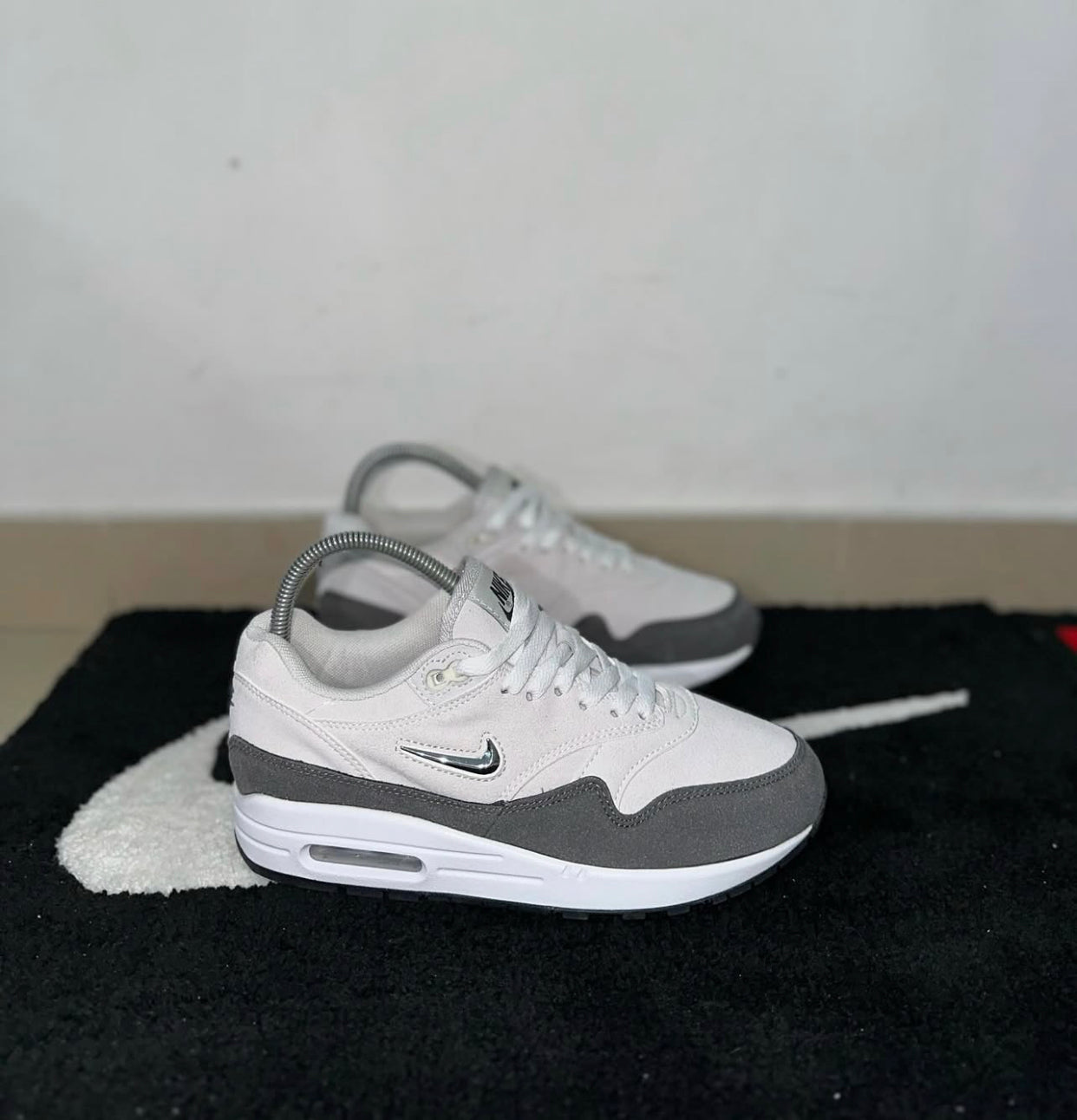 Nike Airmax 1 ‘ wolf grey ‘