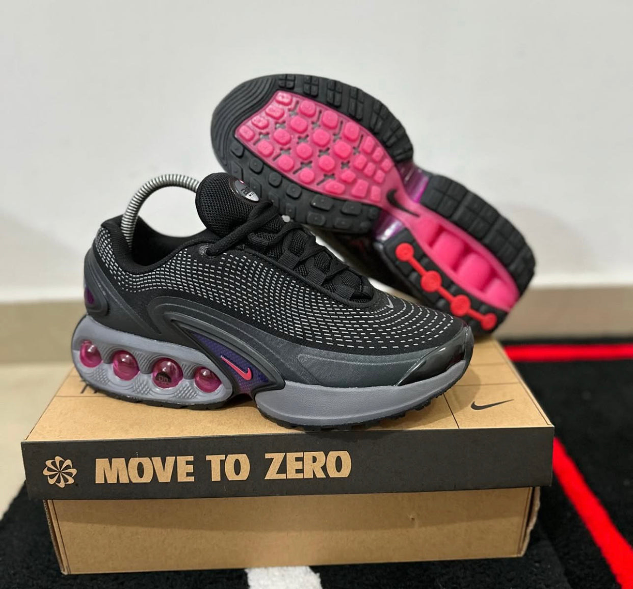 Nike Air Max DN ‘ black purple ‘