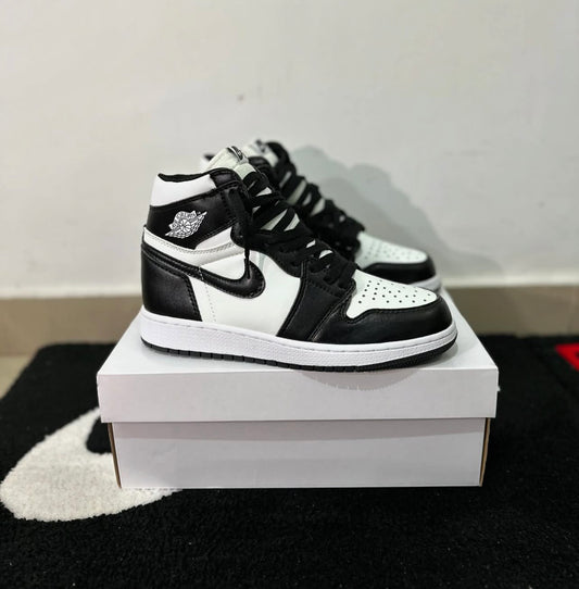 Nike Air Jordan Retro 1 ‘panda ‘