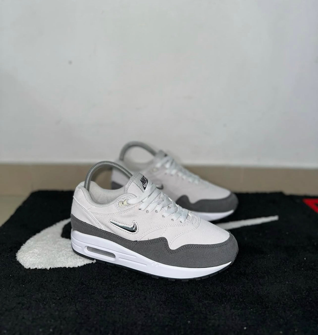 Nike Airmax 1 ‘ wolf grey ‘