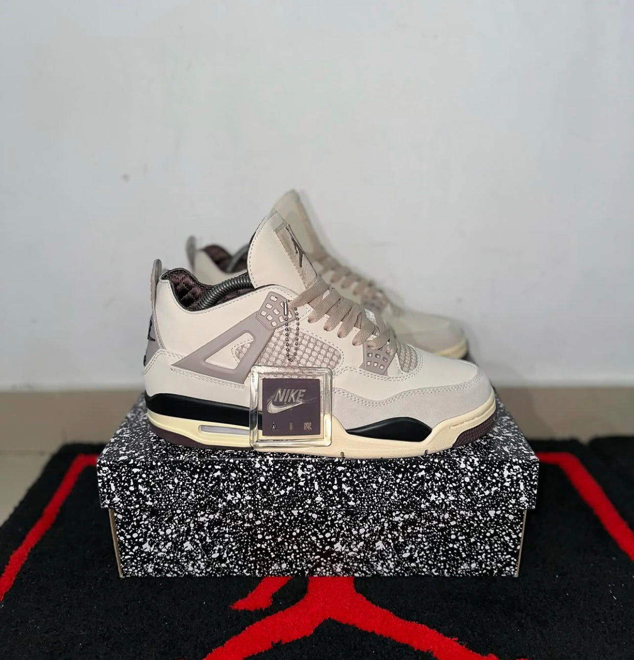 Nike Air Jordan 4 Retro ‘ a ma maniere ‘