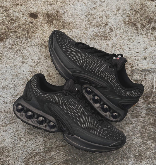 Nike Air Max DN black