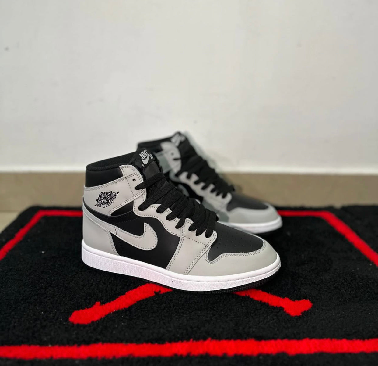 Nike Air Jordan Retro 1 ‘shadow grey ‘