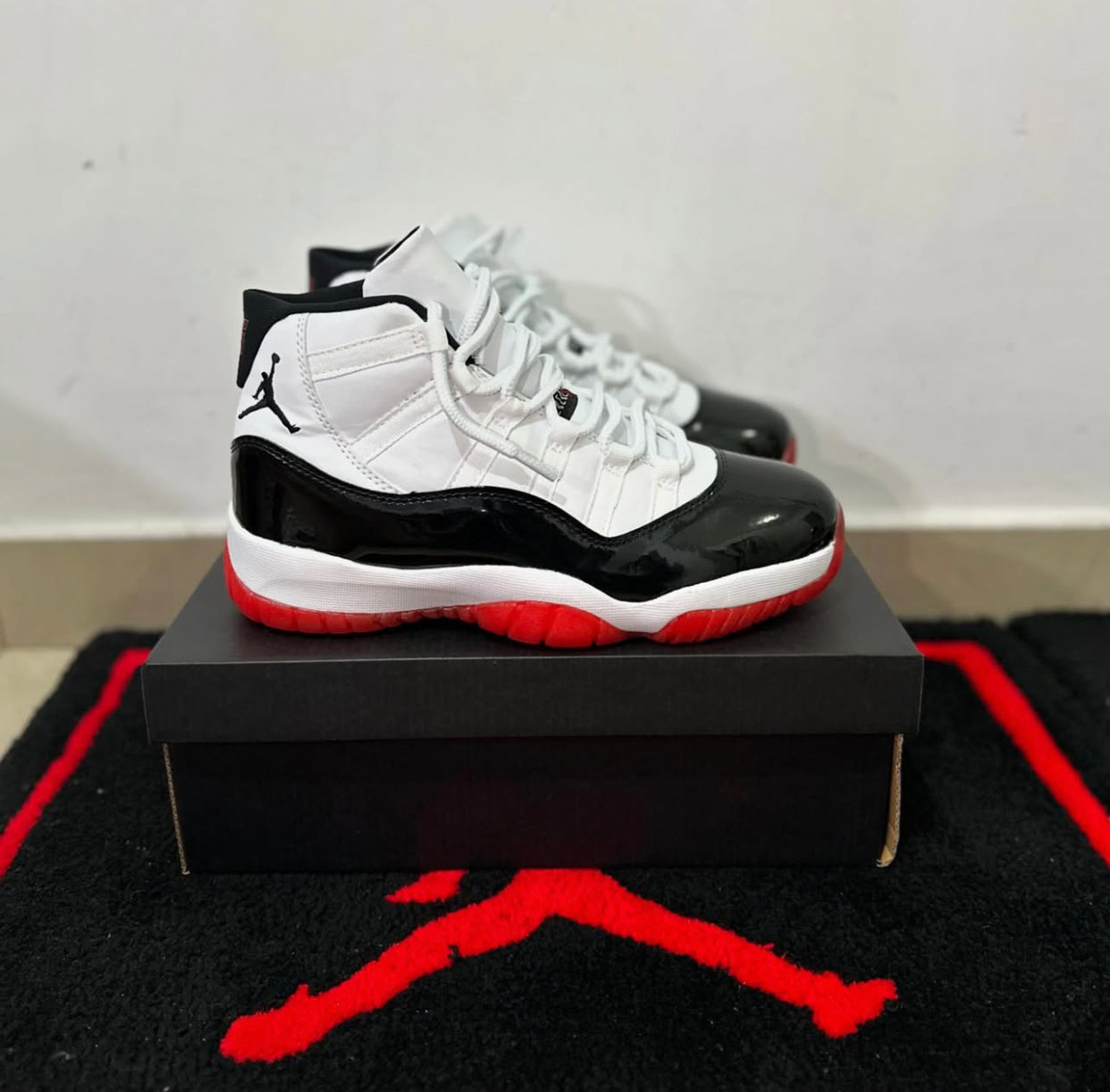 Nike Air Jordan 11 Retro high ‘ concord bred ‘