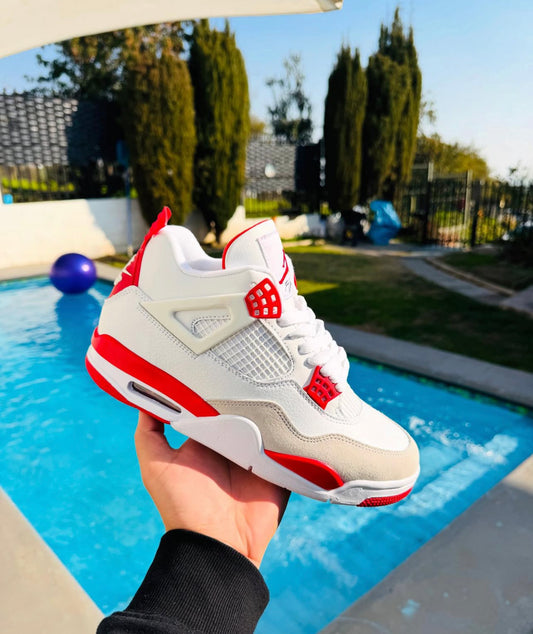 Nike Air Jordan 4 Retro - varsity red