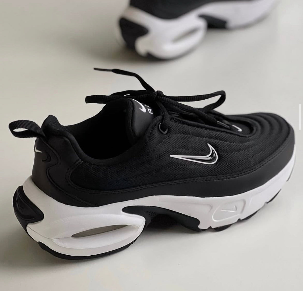 Nike Air Max Portal Black & White
