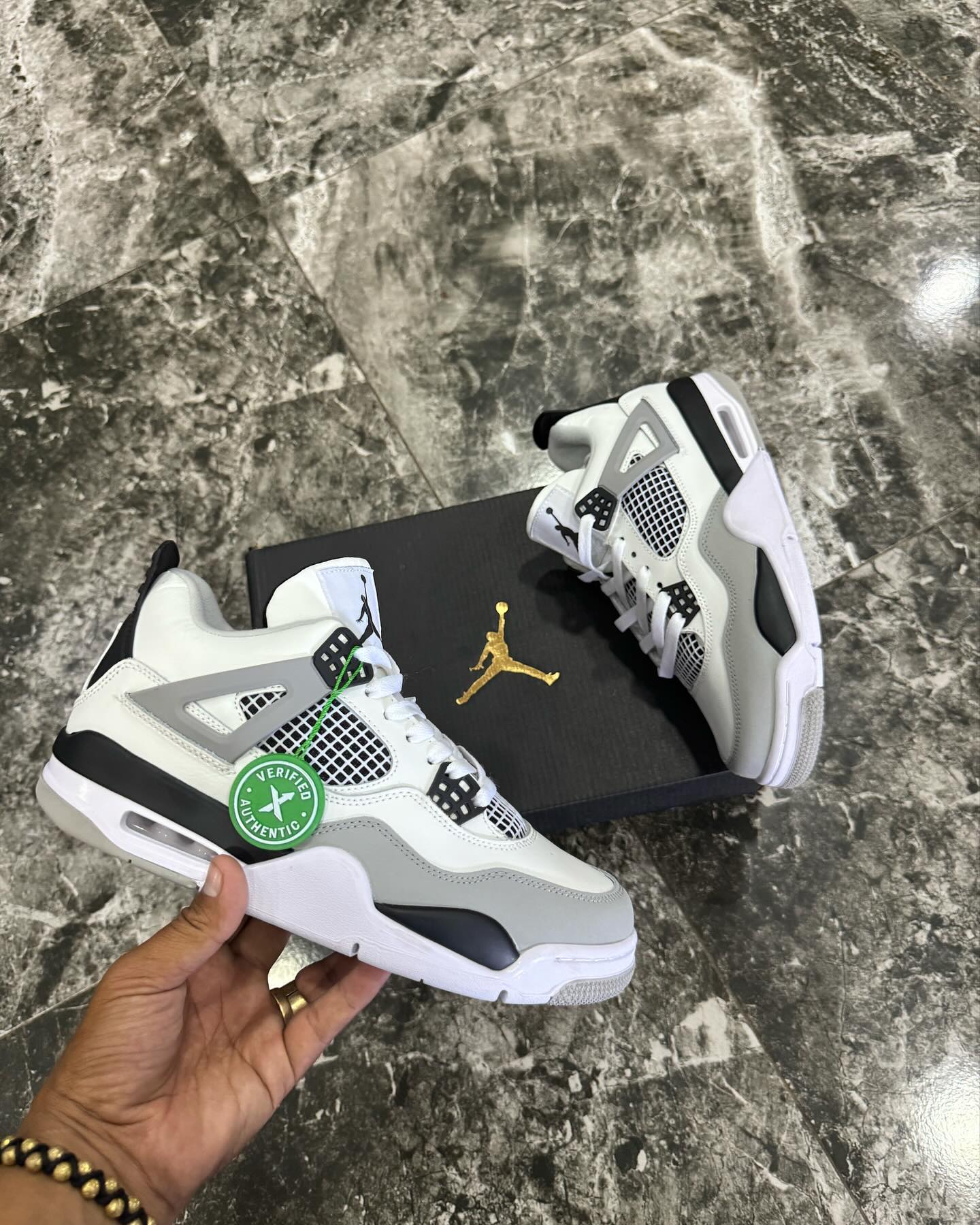 Nike Air Jordan 4 Retro Military Black