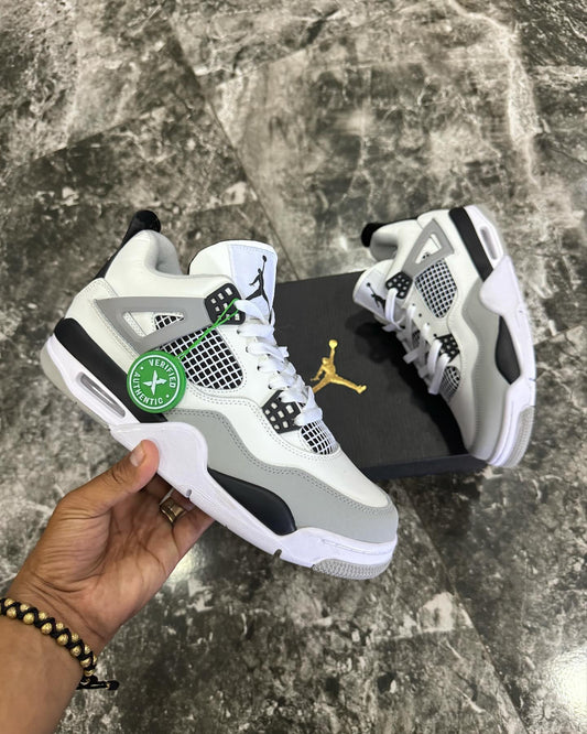 Nike Air Jordan 4 Retro Military Black