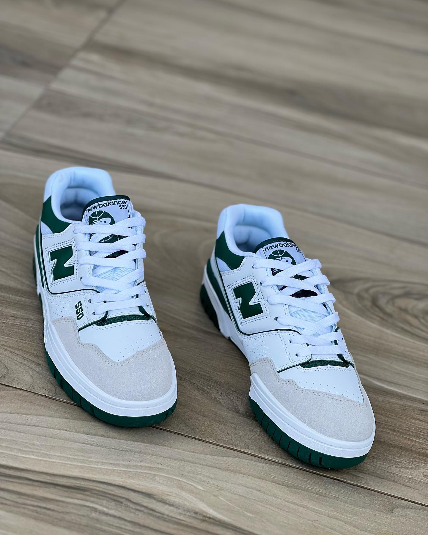 New Balance 550 white green
