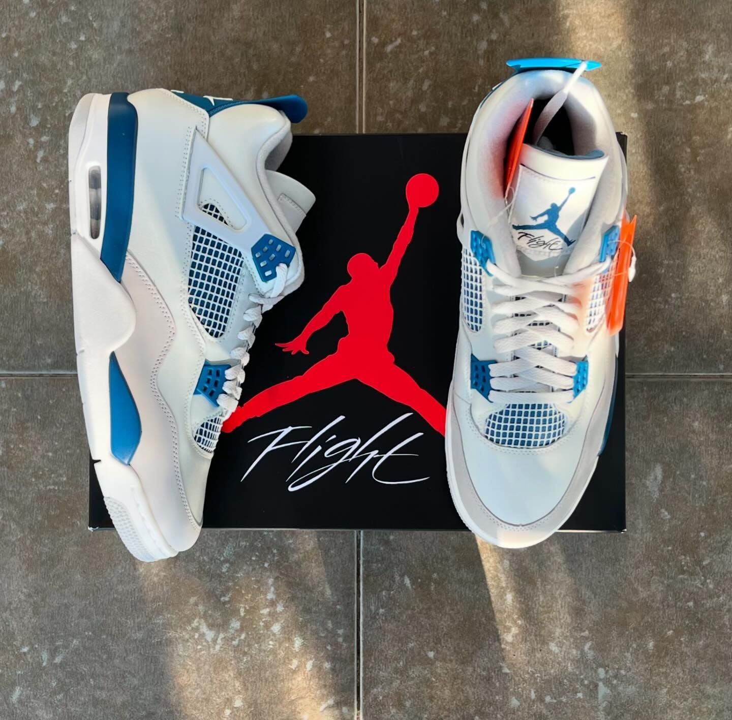 Nike Air Jordan 4 Retro Military Blue